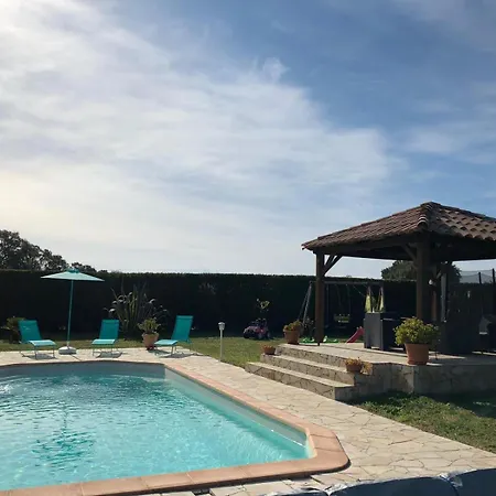 Bas De Avec Piscine *