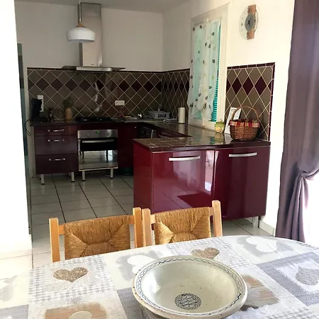Bas De Avec Piscine Lägenhet